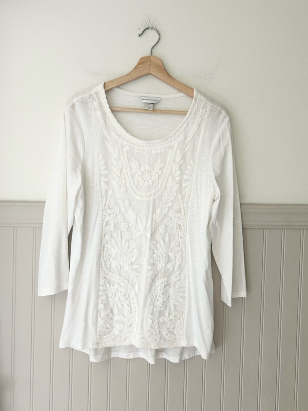 Christopher & Banks Medium White Lace Scoop Neck 3/4 Sleeve Shirt